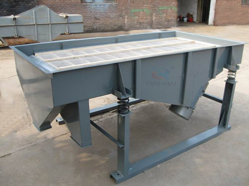 Vibrating screen used in construction waste classification
